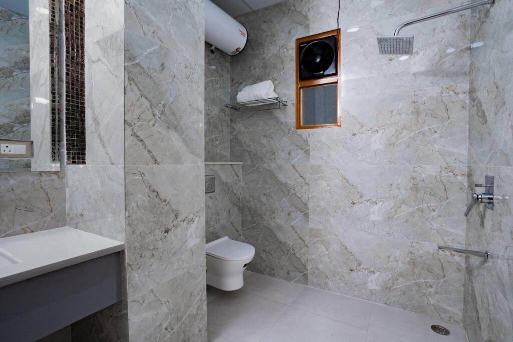 The Sage Villa - Luxury Homestay In دهرادون المظهر الخارجي الصورة